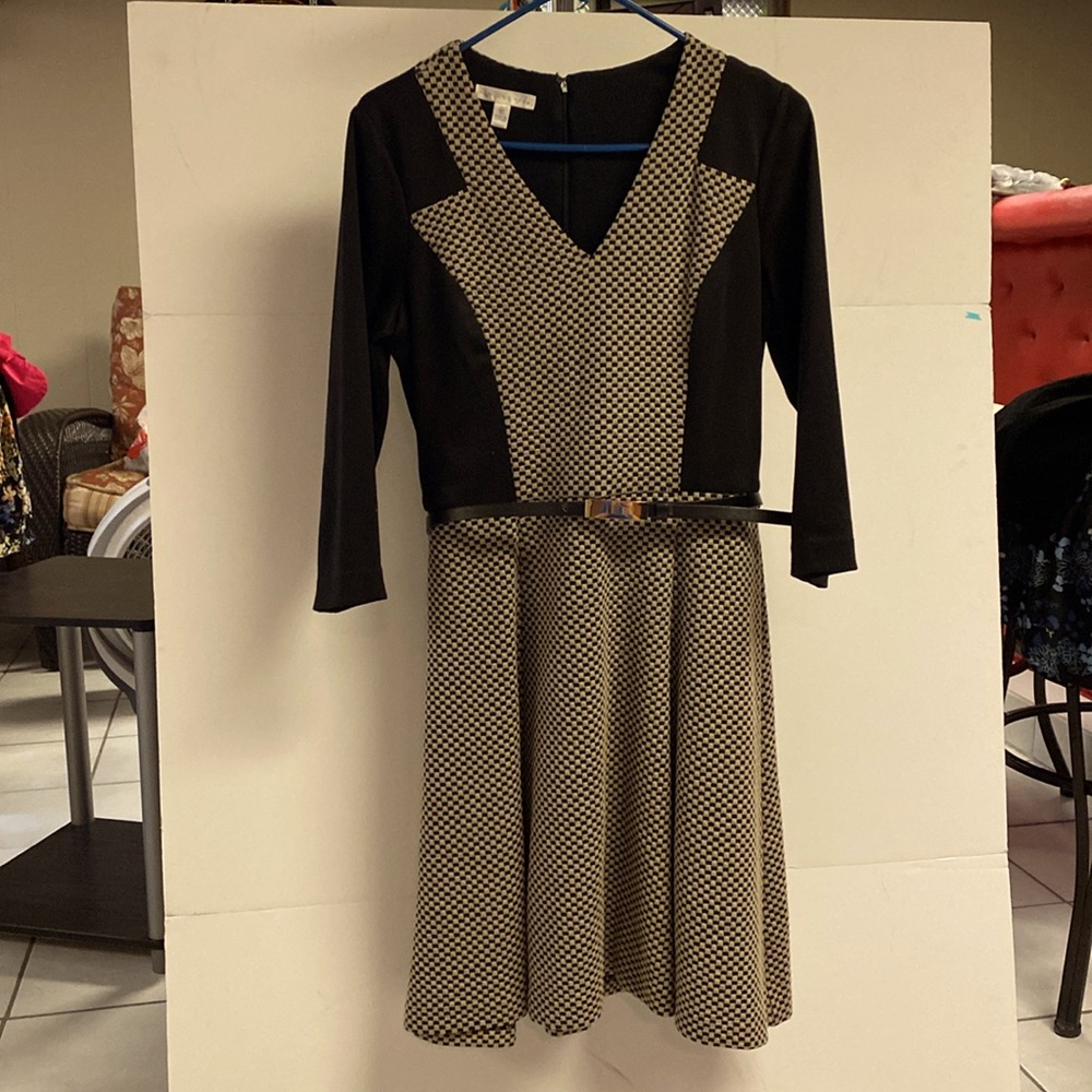 Ladies Dress Perfect for office or dinner out